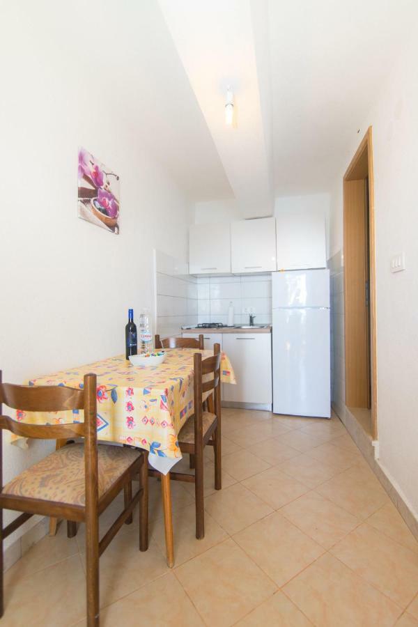 Apartments Robinzon Petar Gdinj 外观 照片