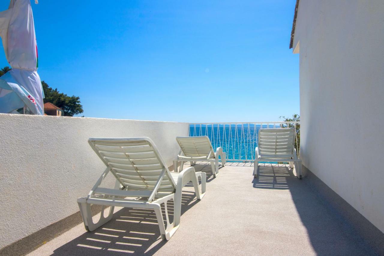 Apartments Robinzon Petar Gdinj 外观 照片
